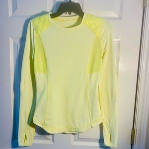 Lululemon Runners Top